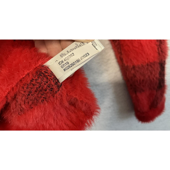 Express Sweater Womens XS Red Black Buffalo Plaid Fuzzy Eyelash Crewneck Cropped - Picture 5 of 9